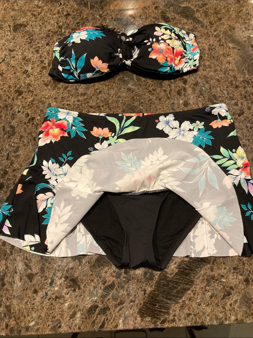 Tommy Bahama BlackTwo Piece Swim Suit in Black with Tropical Floral print - Picture 2 of 9